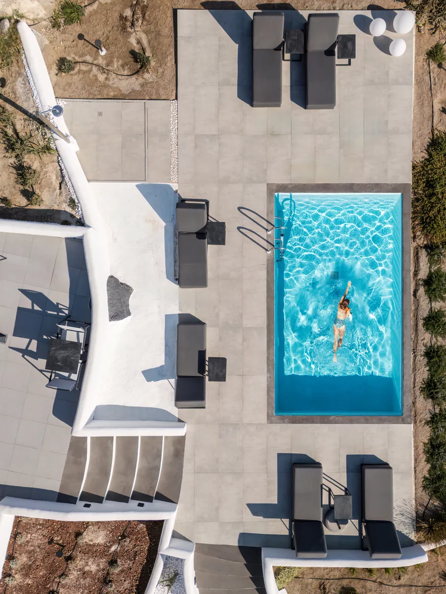 Ble Suites Santorini, Σύγχρονος Σχεδιασμός Μπάνιου